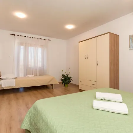 Apartment Amazing In *